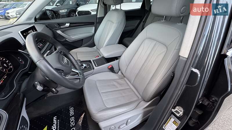 Позашляховик / Кросовер Audi Q5 2019 в Києві фото 14 Позашляховик / Кросовер Audi Q5 2019 в Києві