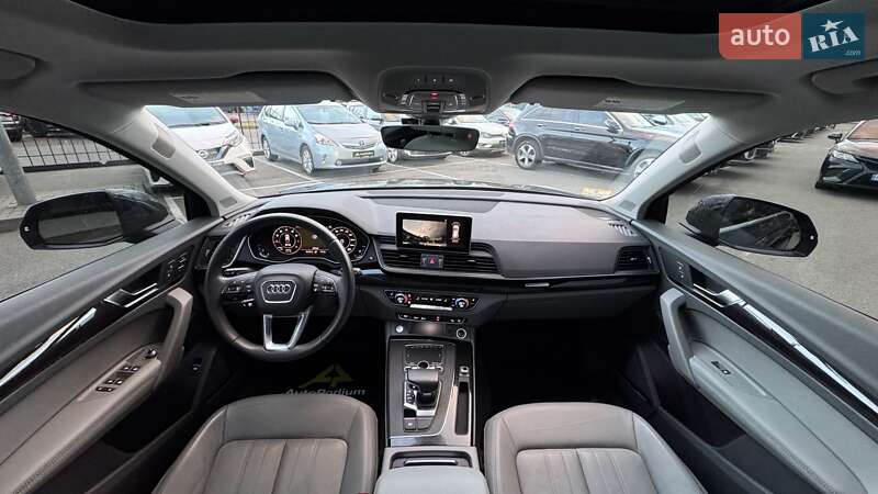 Позашляховик / Кросовер Audi Q5 2019 в Києві фото 24 Позашляховик / Кросовер Audi Q5 2019 в Києві