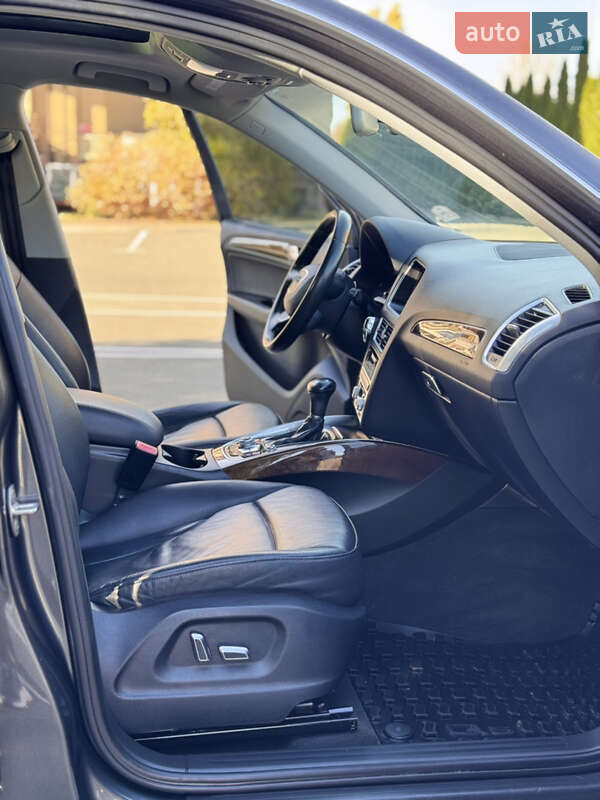 Позашляховик / Кросовер Audi Q5 2016 в Києві