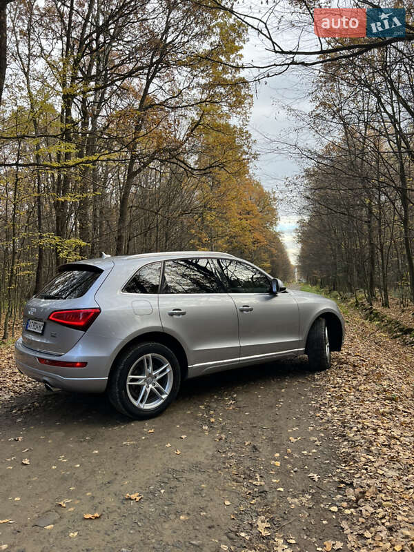 Позашляховик / Кросовер Audi Q5 2015 в Івано-Франківську