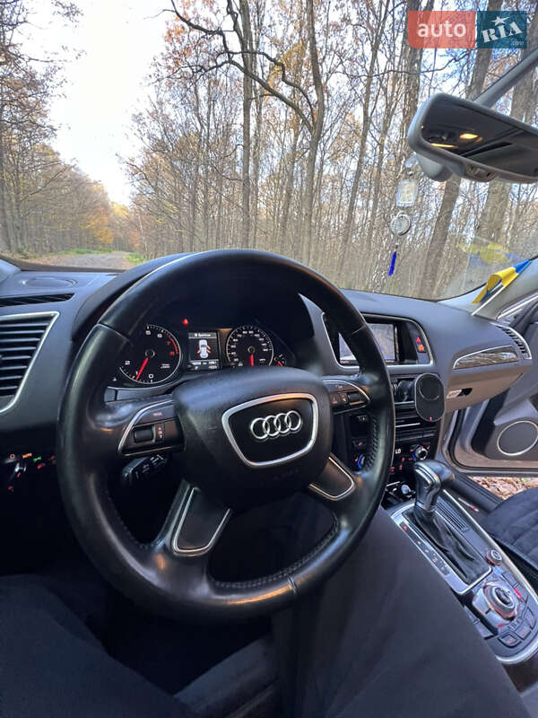 Позашляховик / Кросовер Audi Q5 2015 в Івано-Франківську