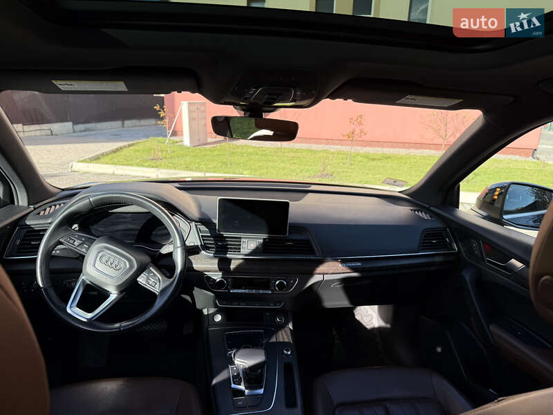Позашляховик / Кросовер Audi Q5 2019 в Львові фото 16 Позашляховик / Кросовер Audi Q5 2019 в Львові