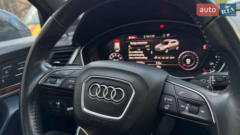 Позашляховик / Кросовер Audi Q5 2017 в Черкасах