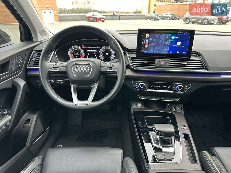 Позашляховик / Кросовер Audi Q5 2021 в Києві фото 29 Позашляховик / Кросовер Audi Q5 2021 в Києві