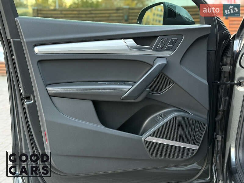 Позашляховик / Кросовер Audi Q5 2020 в Одесі