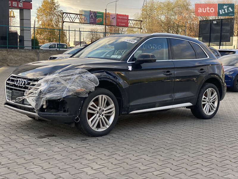 Позашляховик / Кросовер Audi Q5 2018 в Луцьку