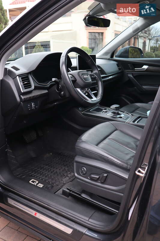 Внедорожник / Кроссовер Audi Q5 2019 в Ивано-Франковске