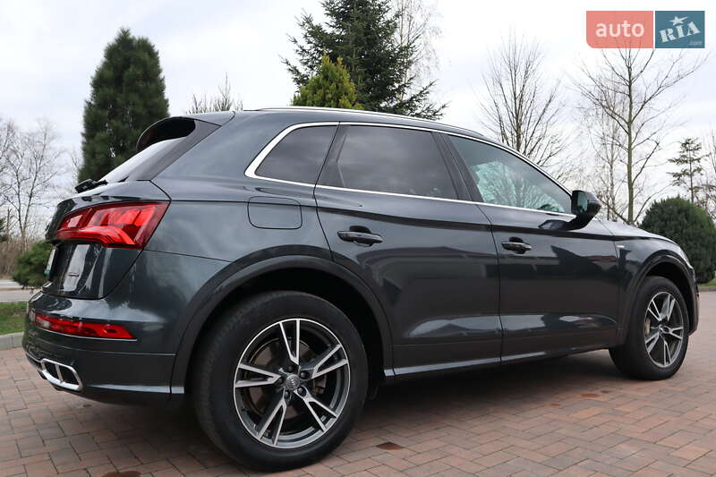 Внедорожник / Кроссовер Audi Q5 2019 в Ивано-Франковске