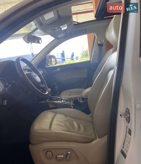 Внедорожник / Кроссовер Audi Q5 2016 в Звягеле