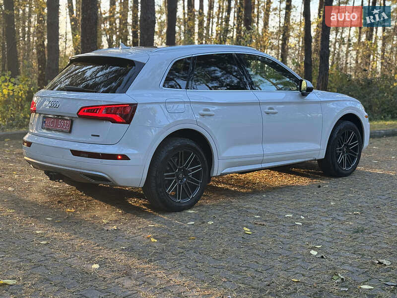 Позашляховик / Кросовер Audi Q5 2020 в Львові фото 6 Позашляховик / Кросовер Audi Q5 2020 в Львові