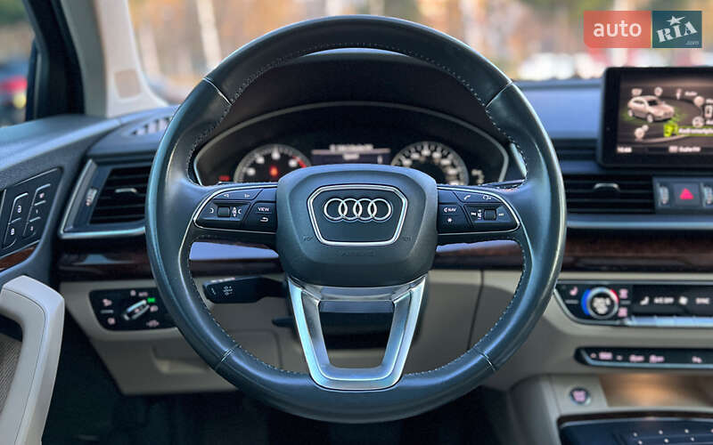 Позашляховик / Кросовер Audi Q5 2017 в Львові фото 11 Позашляховик / Кросовер Audi Q5 2017 в Львові