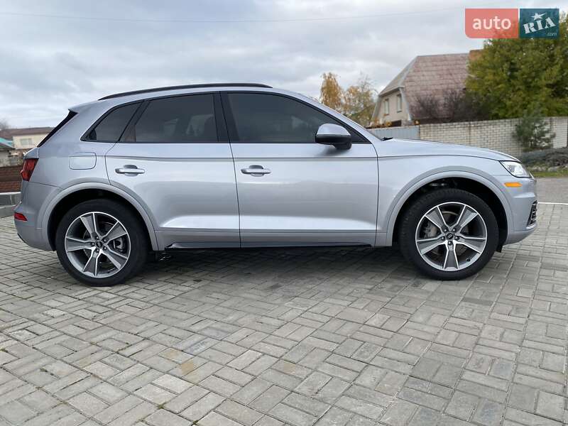 Позашляховик / Кросовер Audi Q5 2018 в Кременчуці