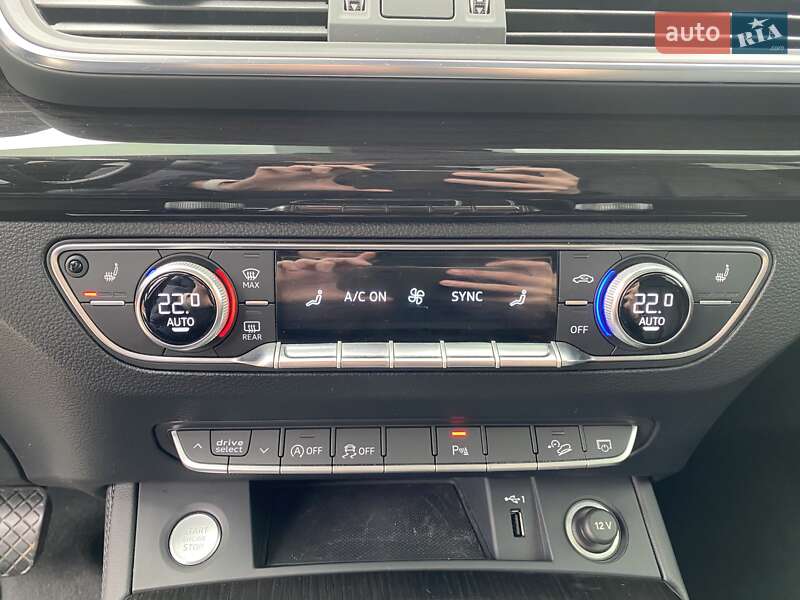 Позашляховик / Кросовер Audi Q5 2018 в Кременчуці