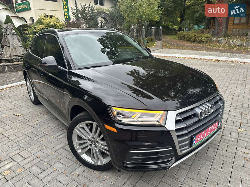 Позашляховик / Кросовер Audi Q5 2019 в Києві фото 27 Позашляховик / Кросовер Audi Q5 2019 в Києві