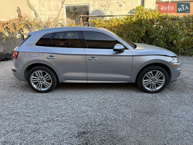 Позашляховик / Кросовер Audi Q5 2018 в Львові фото 3 Позашляховик / Кросовер Audi Q5 2018 в Львові