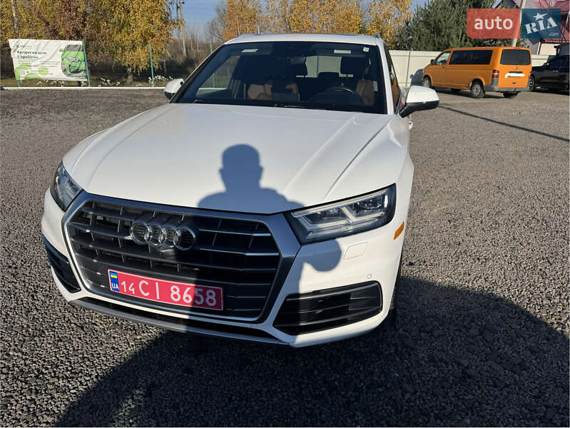 Позашляховик / Кросовер Audi Q5 2018 в Луцьку фото 2 Позашляховик / Кросовер Audi Q5 2018 в Луцьку