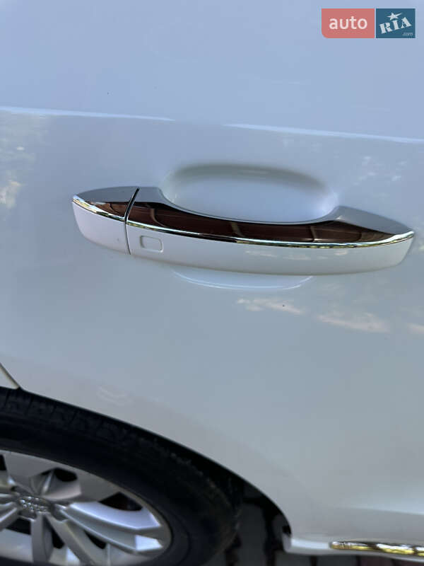 Позашляховик / Кросовер Audi Q5 2014 в Києві фото 14 Позашляховик / Кросовер Audi Q5 2014 в Києві