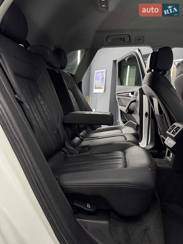 Внедорожник / Кроссовер Audi Q5 2020 в Коломые