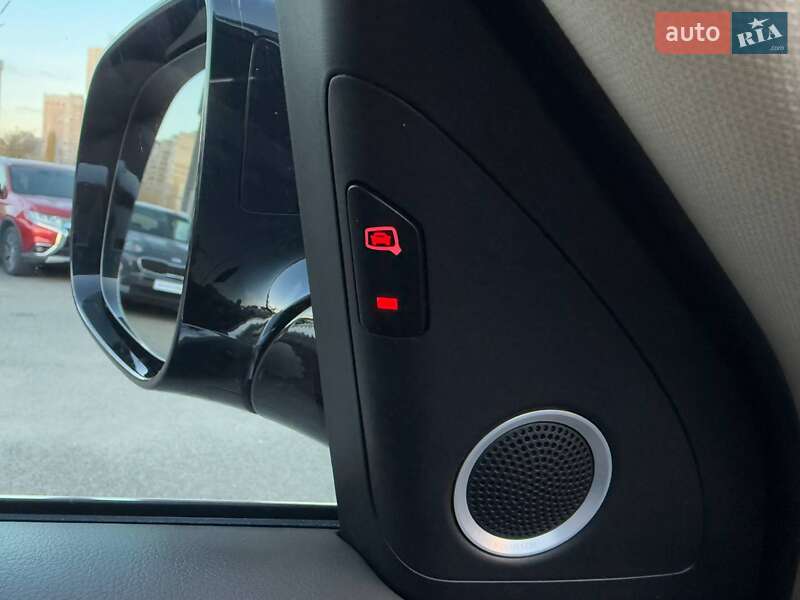 Внедорожник / Кроссовер Audi Q5 2016 в Киеве