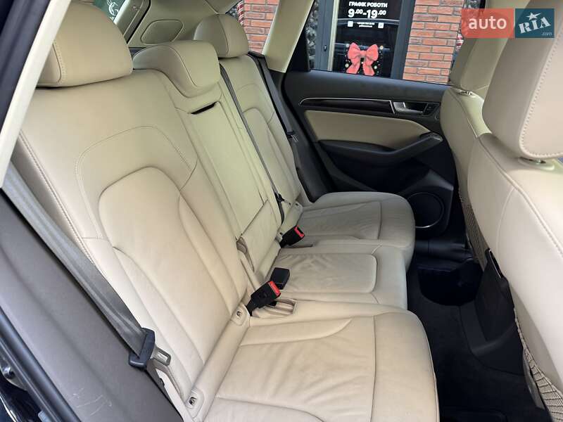 Позашляховик / Кросовер Audi Q5 2016 в Коломиї