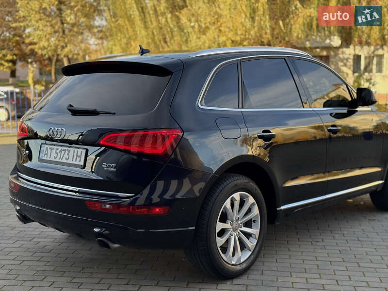 Позашляховик / Кросовер Audi Q5 2015 в Калуші