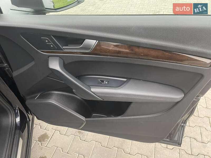 Внедорожник / Кроссовер Audi Q5 2019 в Львове фото 17 Внедорожник / Кроссовер Audi Q5 2019 в Львове