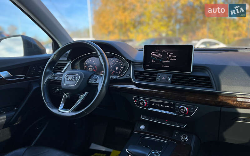 Позашляховик / Кросовер Audi Q5 2019 в Львові