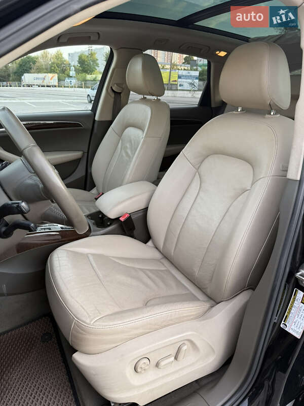 Позашляховик / Кросовер Audi Q5 2011 в Києві