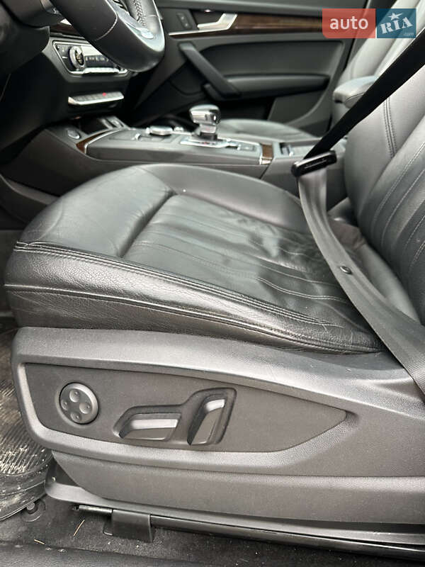 Позашляховик / Кросовер Audi Q5 2019 в Києві фото 28 Позашляховик / Кросовер Audi Q5 2019 в Києві