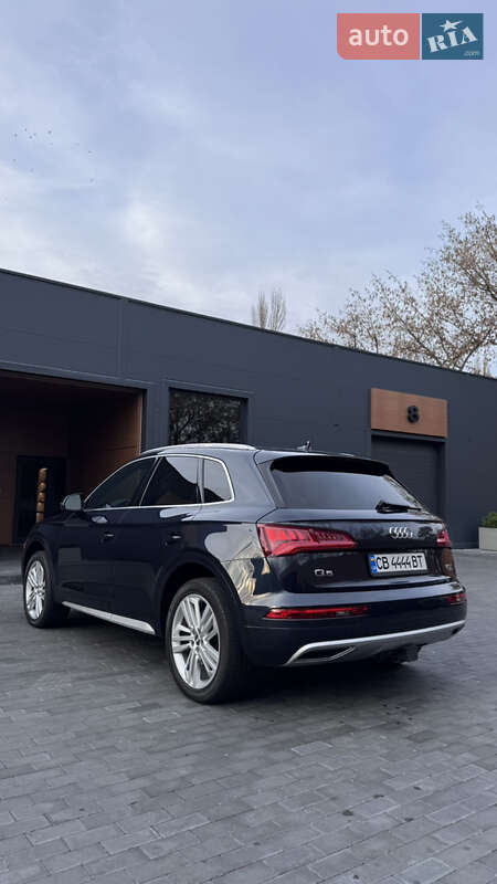 Позашляховик / Кросовер Audi Q5 2017 в Києві фото 7 Позашляховик / Кросовер Audi Q5 2017 в Києві