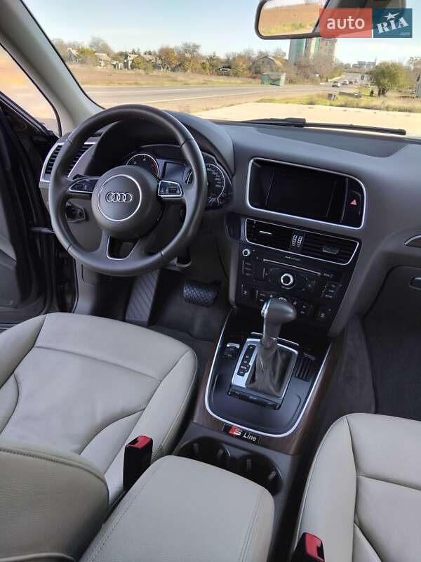 Позашляховик / Кросовер Audi Q5 2013 в Одесі