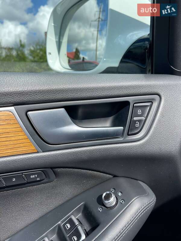 Позашляховик / Кросовер Audi Q5 2015 в Львові фото 8 Позашляховик / Кросовер Audi Q5 2015 в Львові