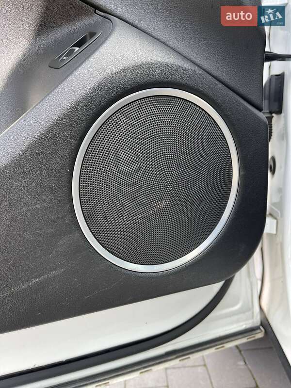 Позашляховик / Кросовер Audi Q5 2015 в Львові фото 12 Позашляховик / Кросовер Audi Q5 2015 в Львові