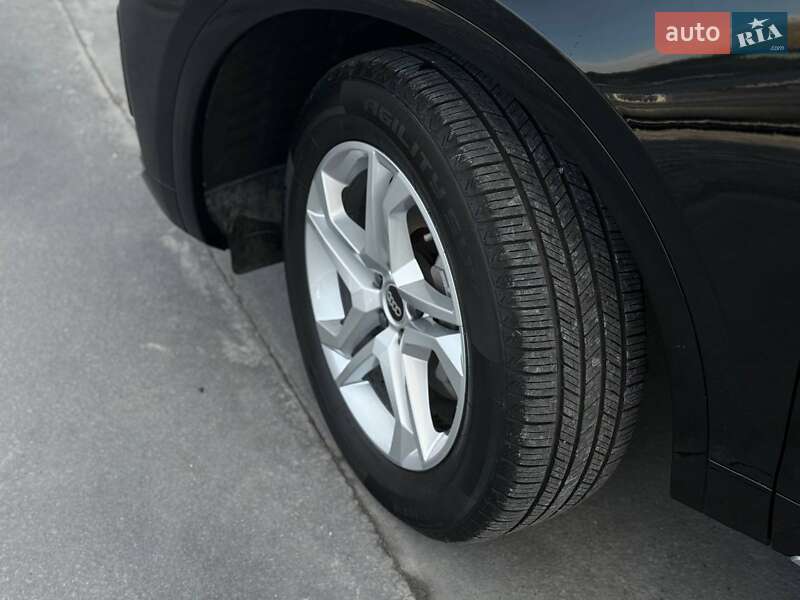 Внедорожник / Кроссовер Audi Q5 2023 в Ровно