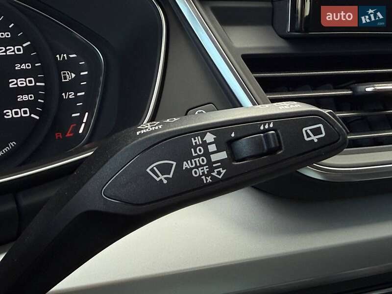 Внедорожник / Кроссовер Audi Q5 2023 в Ровно