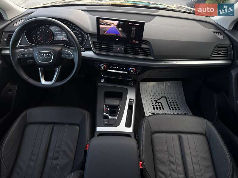 Внедорожник / Кроссовер Audi Q5 2023 в Ровно