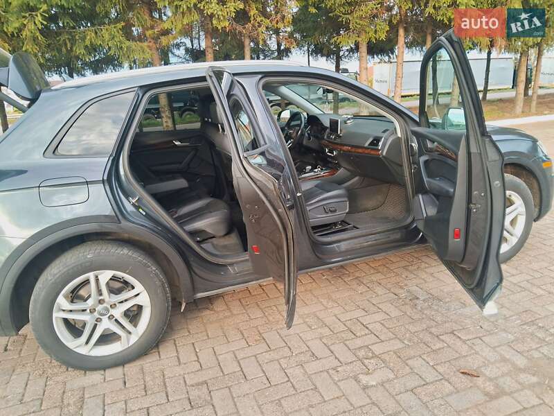 Внедорожник / Кроссовер Audi Q5 2018 в Ровно фото 21 Внедорожник / Кроссовер Audi Q5 2018 в Ровно