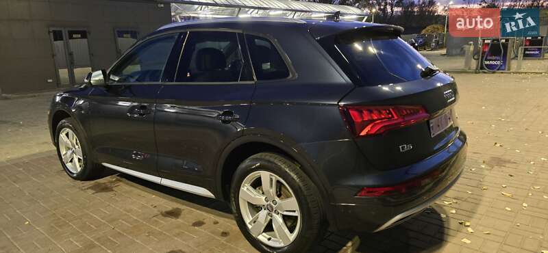 Позашляховик / Кросовер Audi Q5 2018 в Дніпрі фото 30 Позашляховик / Кросовер Audi Q5 2018 в Дніпрі