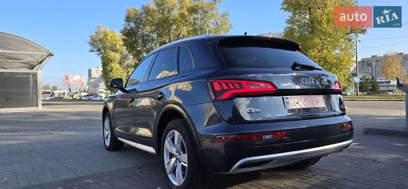 Позашляховик / Кросовер Audi Q5 2018 в Дніпрі фото 67 Позашляховик / Кросовер Audi Q5 2018 в Дніпрі