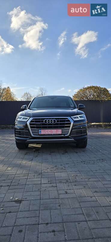 Позашляховик / Кросовер Audi Q5 2018 в Дніпрі фото 72 Позашляховик / Кросовер Audi Q5 2018 в Дніпрі