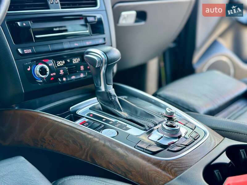 Внедорожник / Кроссовер Audi Q5 2015 в Львове