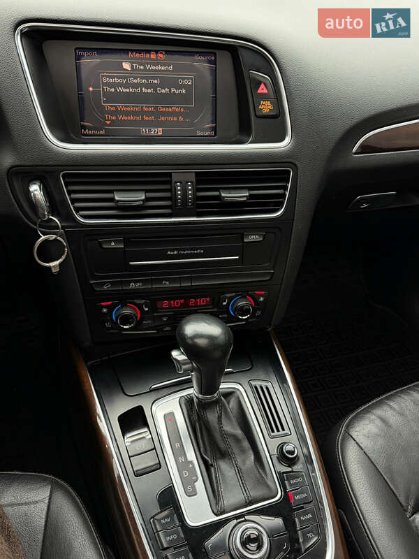 Внедорожник / Кроссовер Audi Q5 2011 в Ивано-Франковске