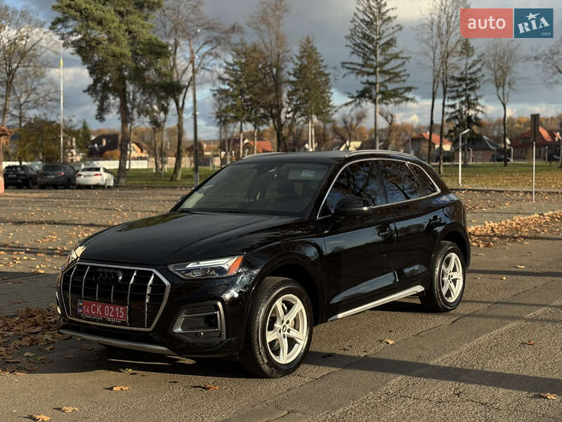 Позашляховик / Кросовер Audi Q5 2021 в Ужгороді