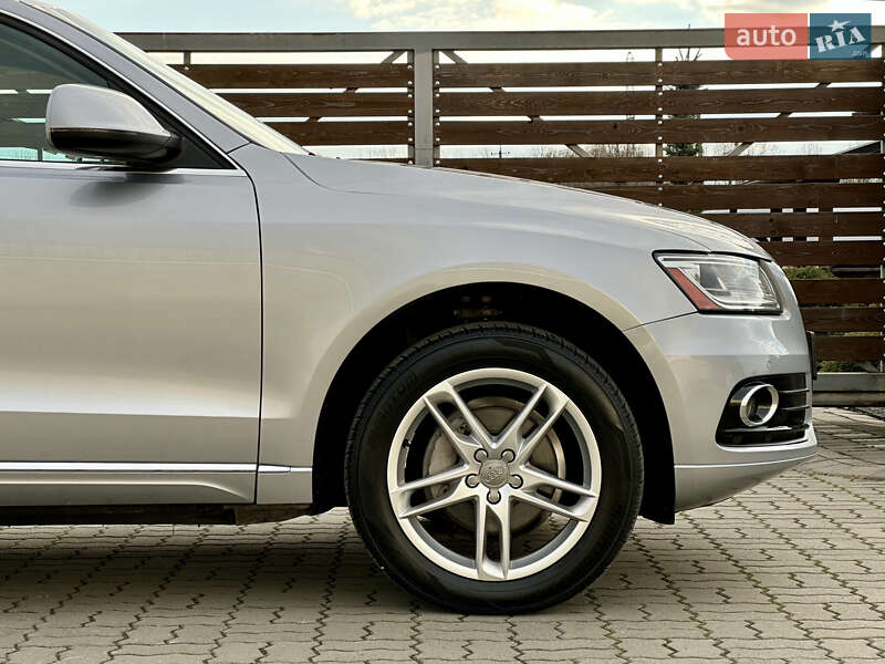 Позашляховик / Кросовер Audi Q5 2015 в Стрию