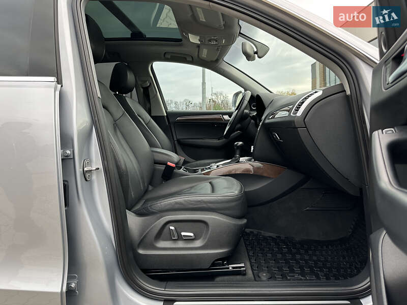 Позашляховик / Кросовер Audi Q5 2015 в Стрию