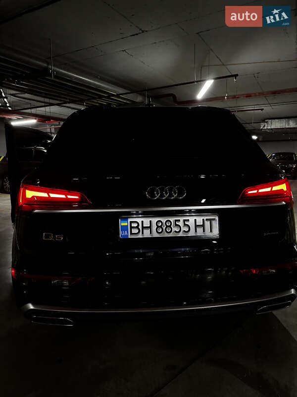 Позашляховик / Кросовер Audi Q5 2021 в Одесі фото 15 Позашляховик / Кросовер Audi Q5 2021 в Одесі