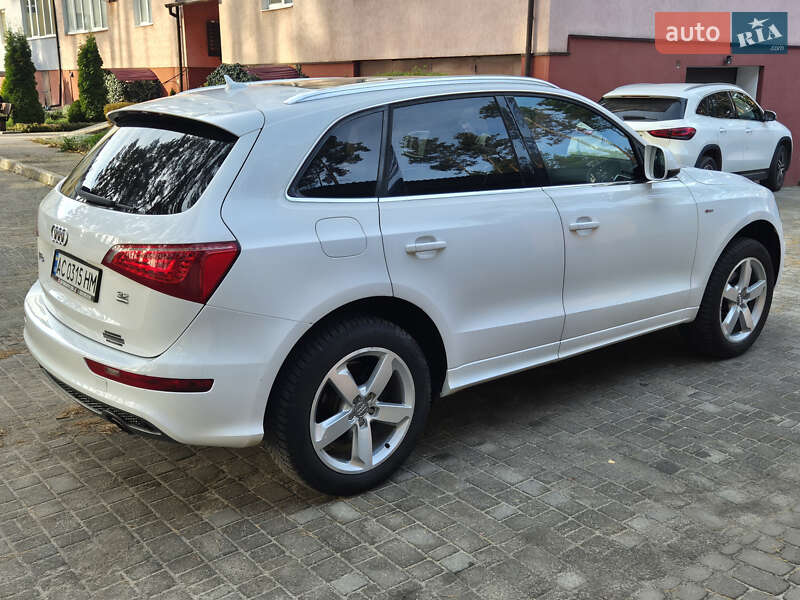 Внедорожник / Кроссовер Audi Q5 2010 в Славуте
