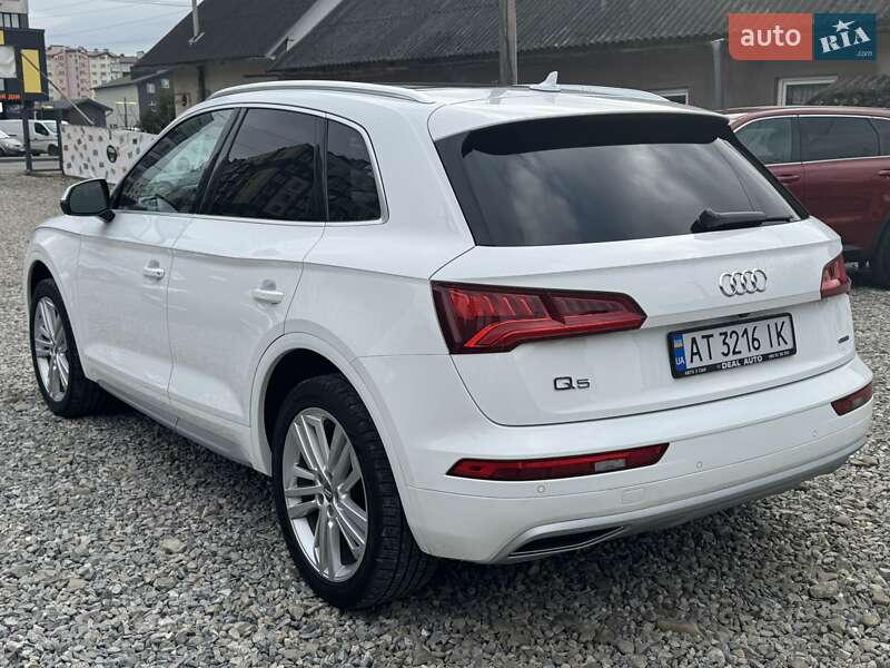 Внедорожник / Кроссовер Audi Q5 2019 в Ивано-Франковске
