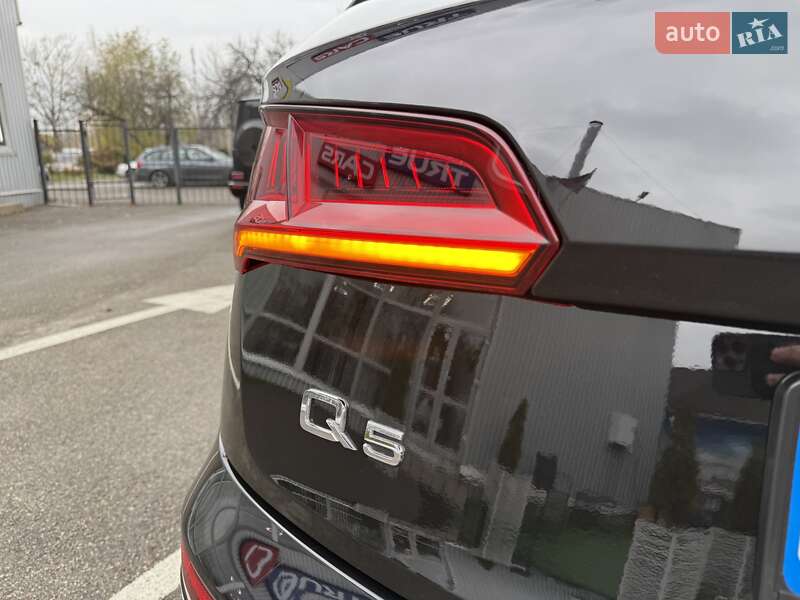 Внедорожник / Кроссовер Audi Q5 2018 в Киеве