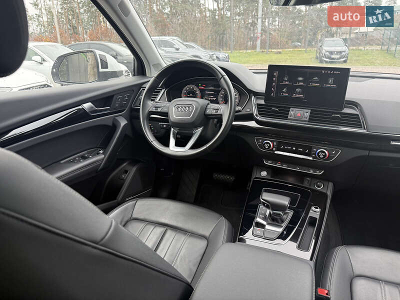 Позашляховик / Кросовер Audi Q5 2023 в Києві